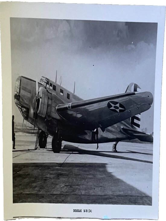 The Unbranded Brand Other - Douglas B-18 Bolo Bomber Plane Vintage Photo WW2 USAAC Military Aviation 4x6 BW